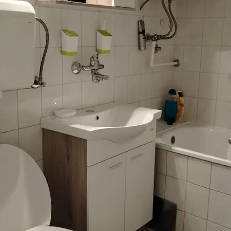 Apartment Orhideja *